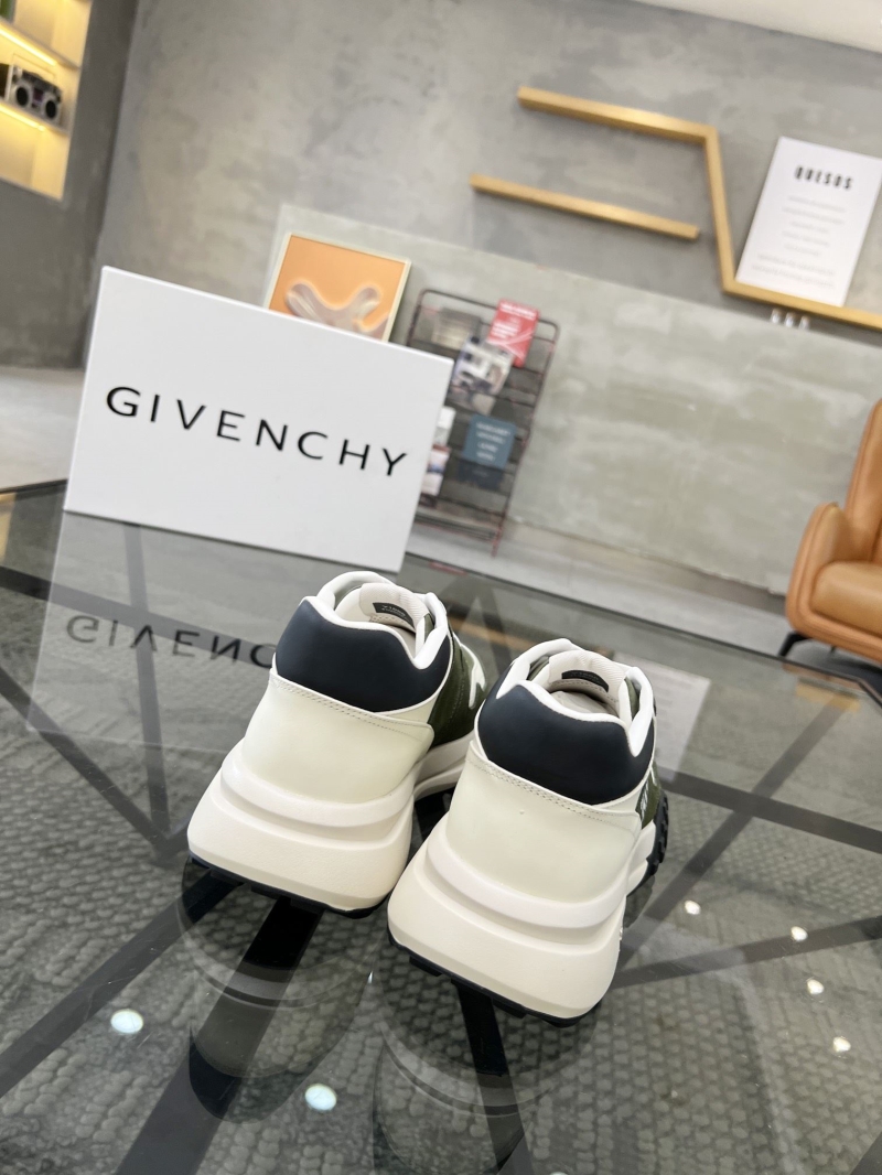 Givenchy Sneakers